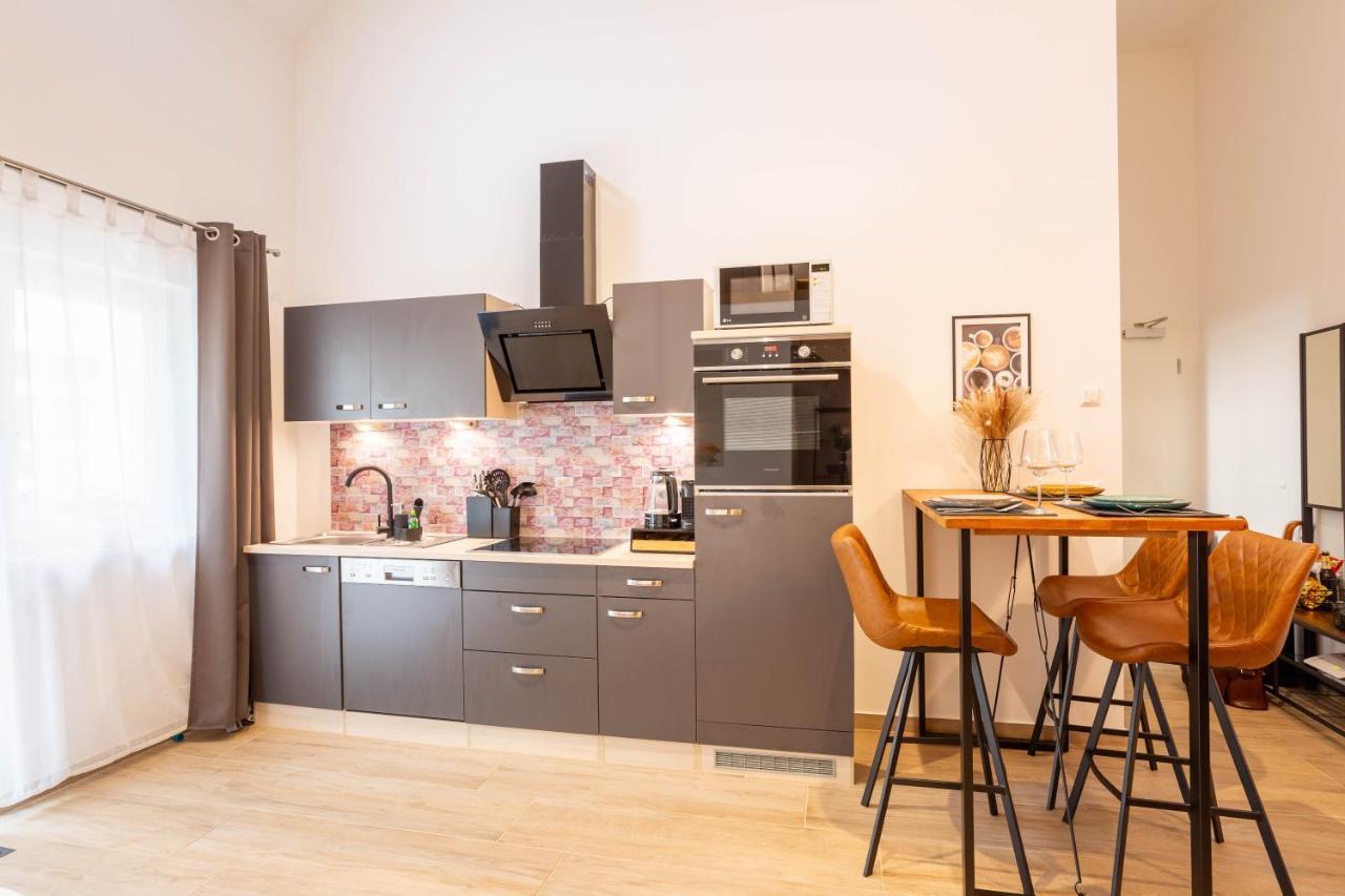 Soulscape Apartments Loft Zwickau Citycenter Mit Tg-Stellplatz, Magenta-Tv Und Klima Exterior foto